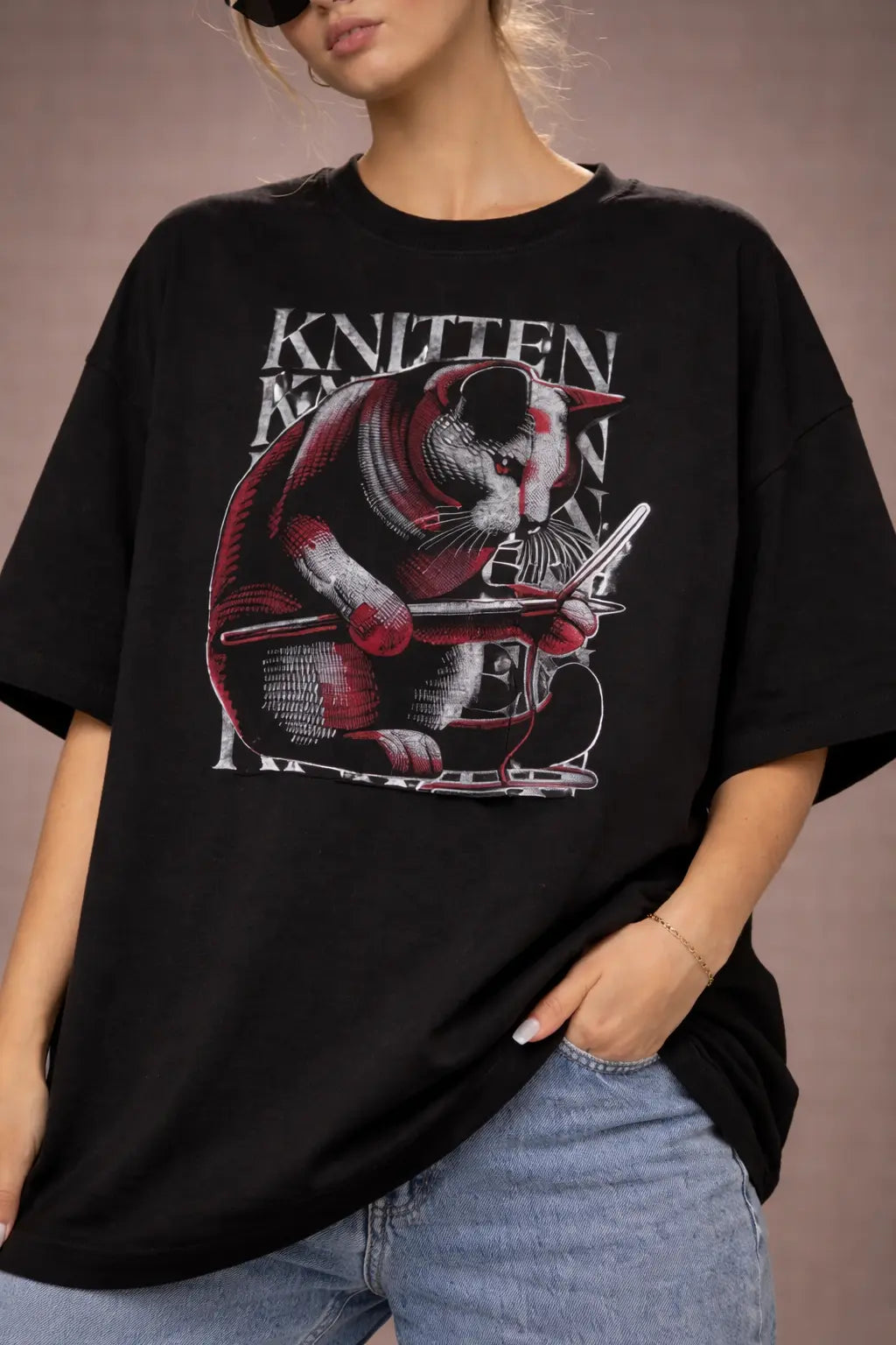 KNITTEN Cat Graphic Oversized Tee