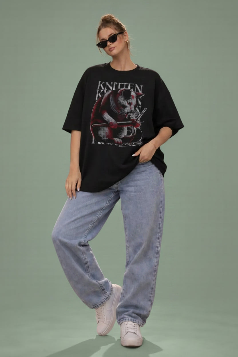 KNITTEN Cat Graphic Oversized Tee